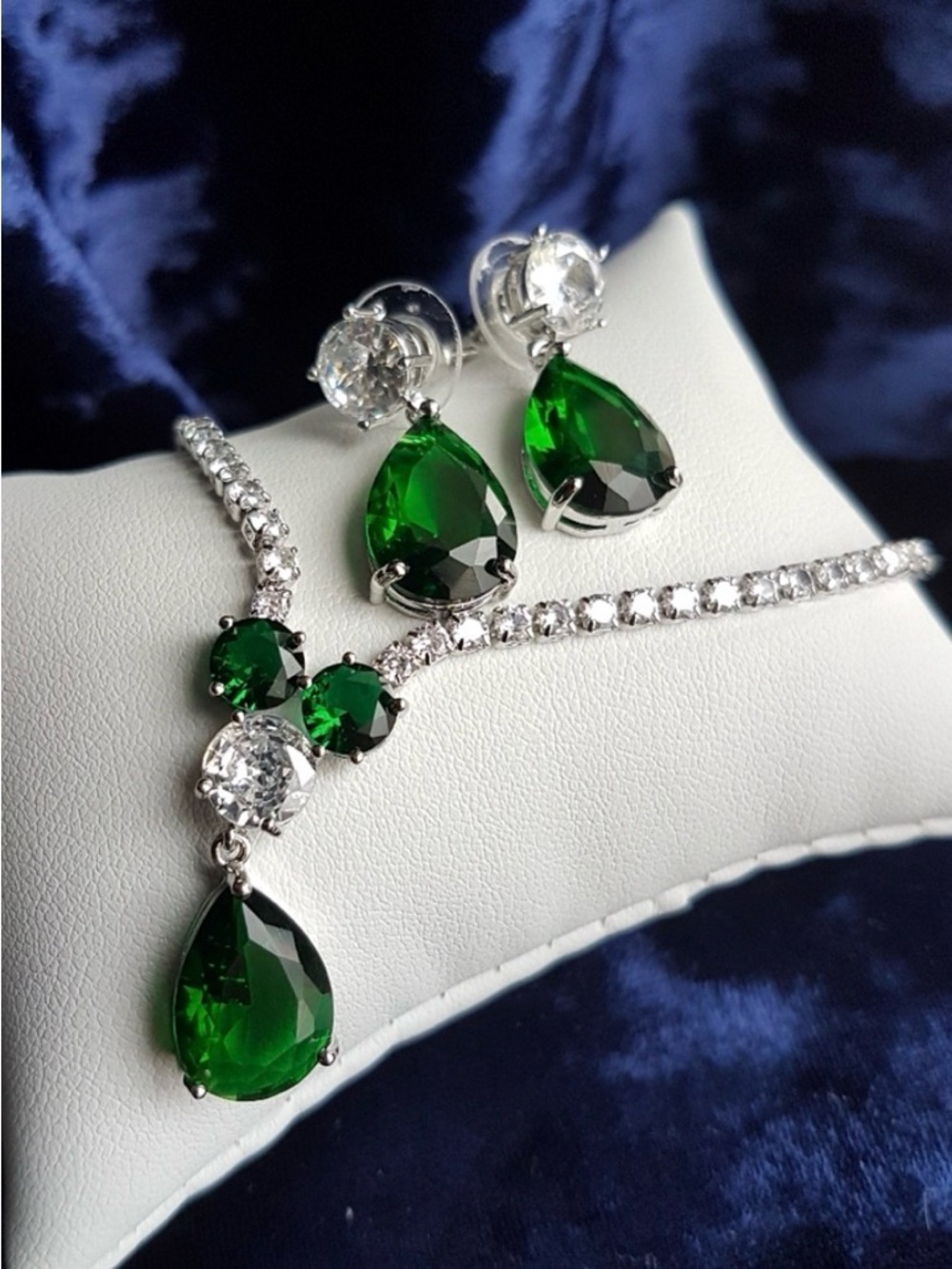 Swarovski Elements Platinum Tennis Necklace Emerald Green Teardrop Pendant NEW